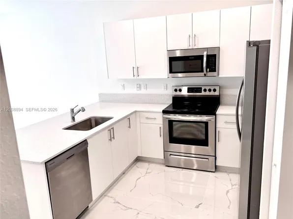 15925 SW 2nd Pl #0, Hollywood, FL 33027