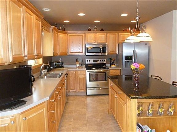 5th image of 1851 Ashford Dr