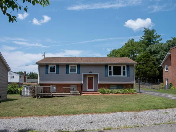 6038 Thornrose Rd, Roanoke, VA 24012