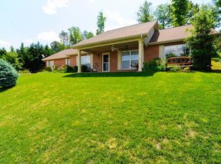 1237 Chesty Puller Cir, Maryville, TN 37803