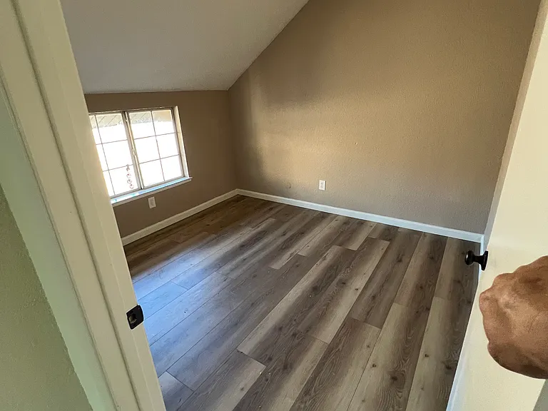 1657 Grand Ave — Photo 12