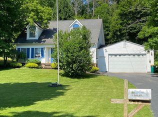 218 E King St, Chardon, OH 44024