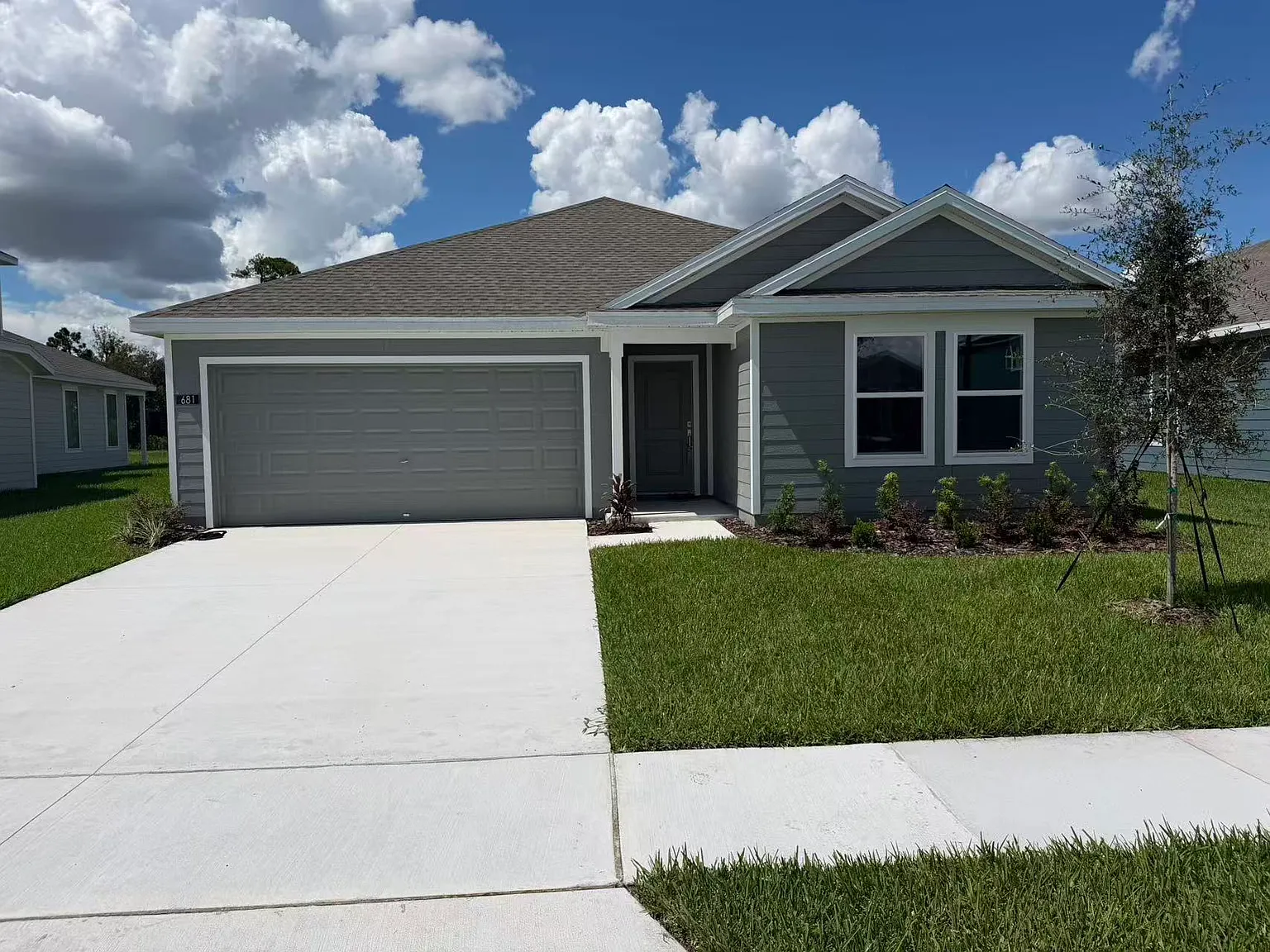 4 bed, 1733 sqft, $2,000 — Photo 1
