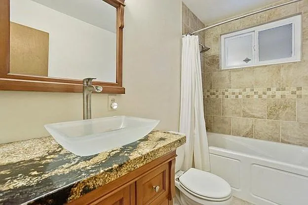 1806 Colette St — Photo 11