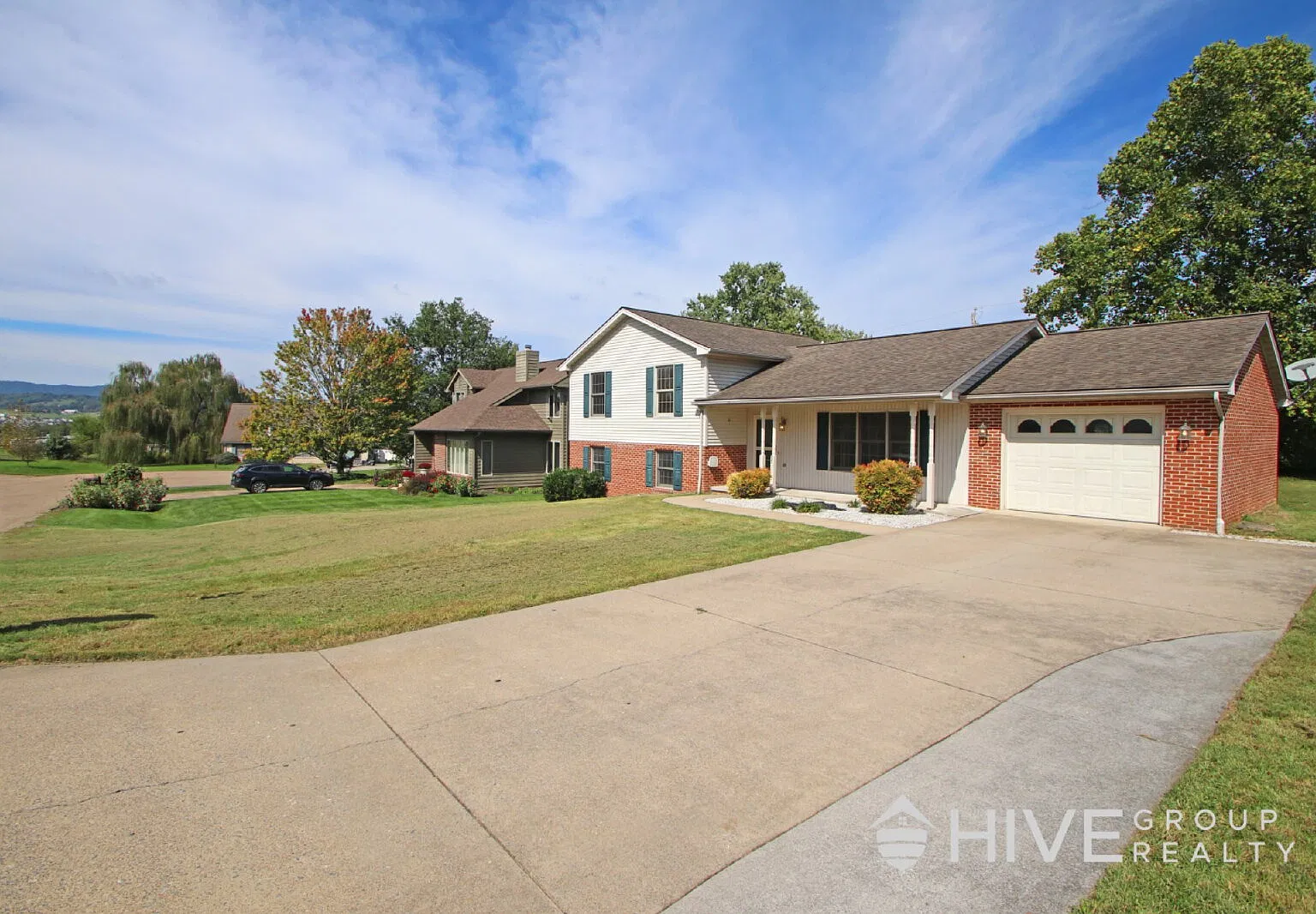 3 bed, 2.5 bath, 1776 sqft, $1,995 — Photo 2