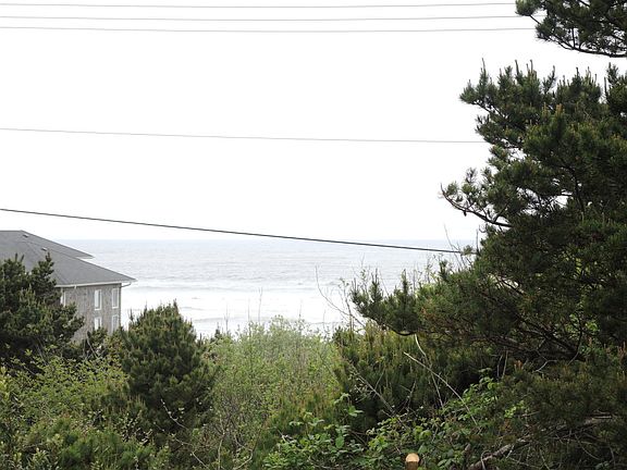 4th image of 5075 SW Pacific Coast Hwy