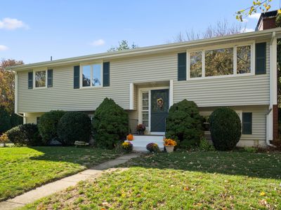 255 Capstan Avenue, Groton, CT, 06355
