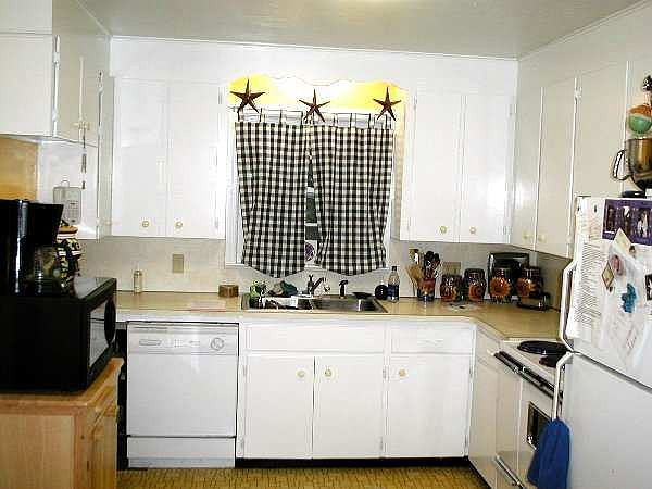 2nd image of 209 ARROW Street