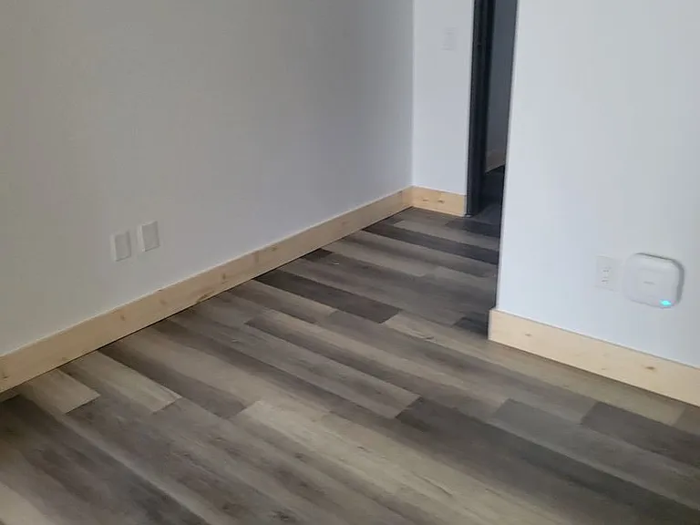 Ski Town Apartments — Photo 86