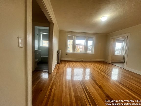 2nd image of 86-88 Washington St #13B
