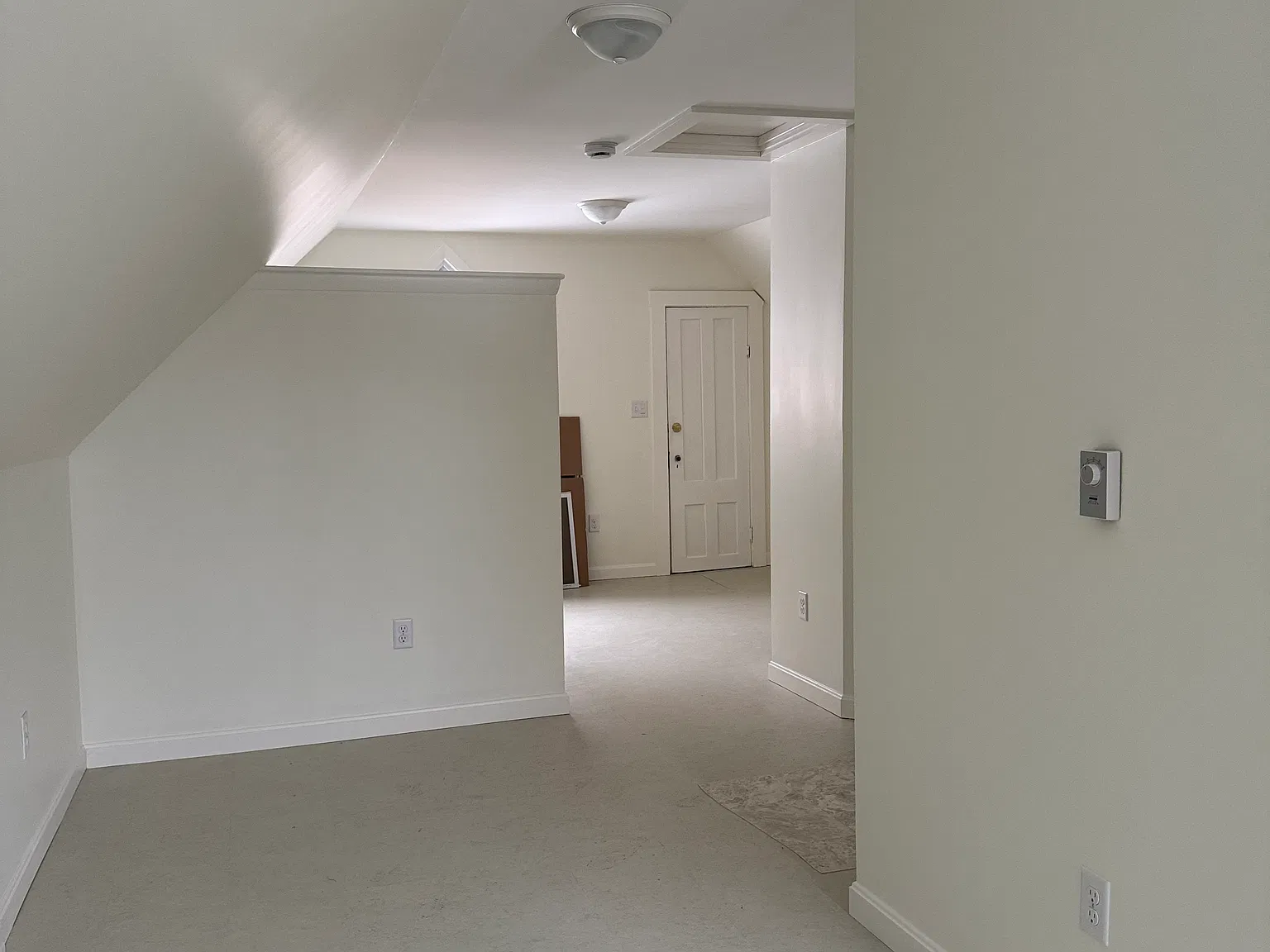 Studio, $950 — Photo 4