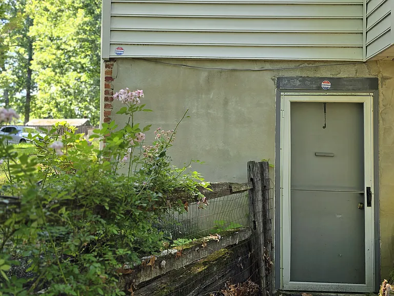 Your Private Entrance