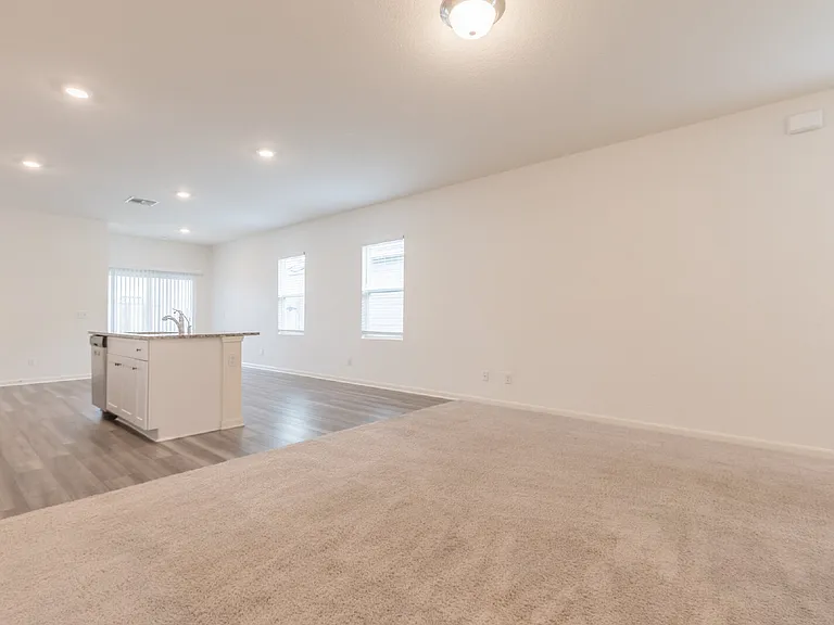 5631 Pearl Mdw — Photo 7