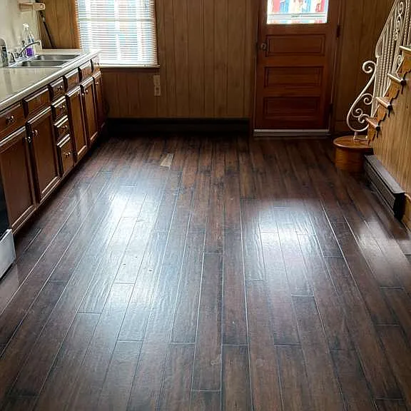 33 E Cherry St — Photo 2