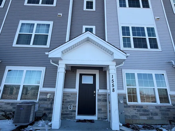 1558 Sequoia Way, Pingree Grove, IL 60140