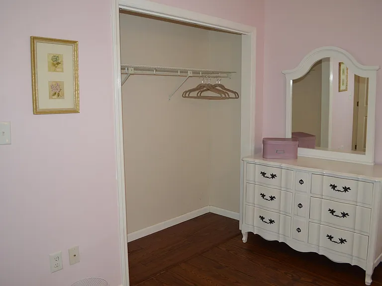4167 Greenview Ct — Photo 19
