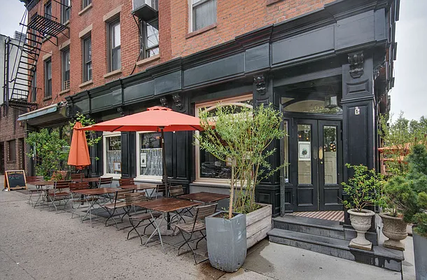 Sold by Brown Harris Stevens | media 25