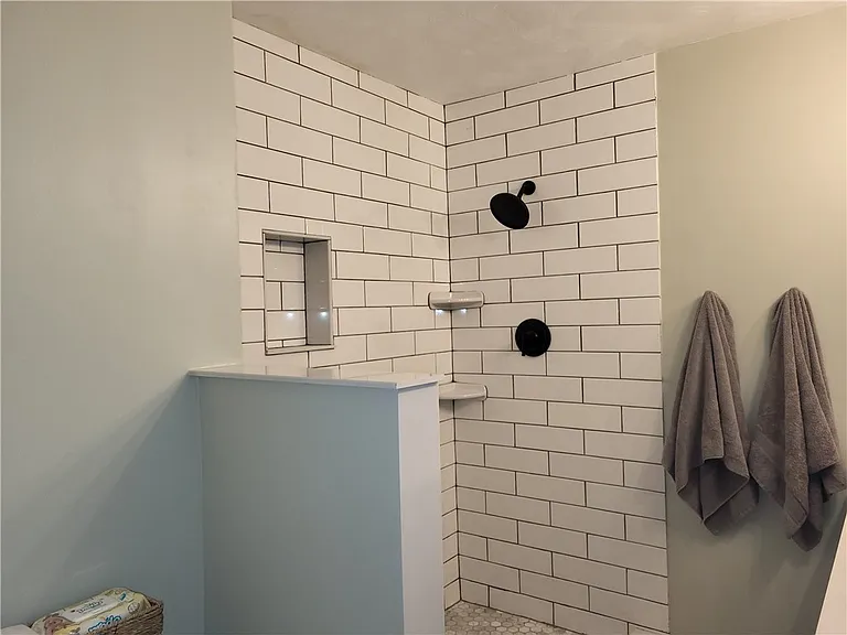 317 Fassinger Rd — Photo 15