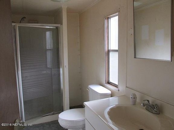 4th image of 2211 Glen Gardner Dr