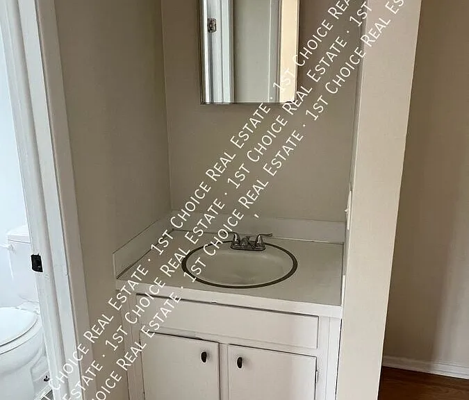 3712 Malibu Dr — Photo 13
