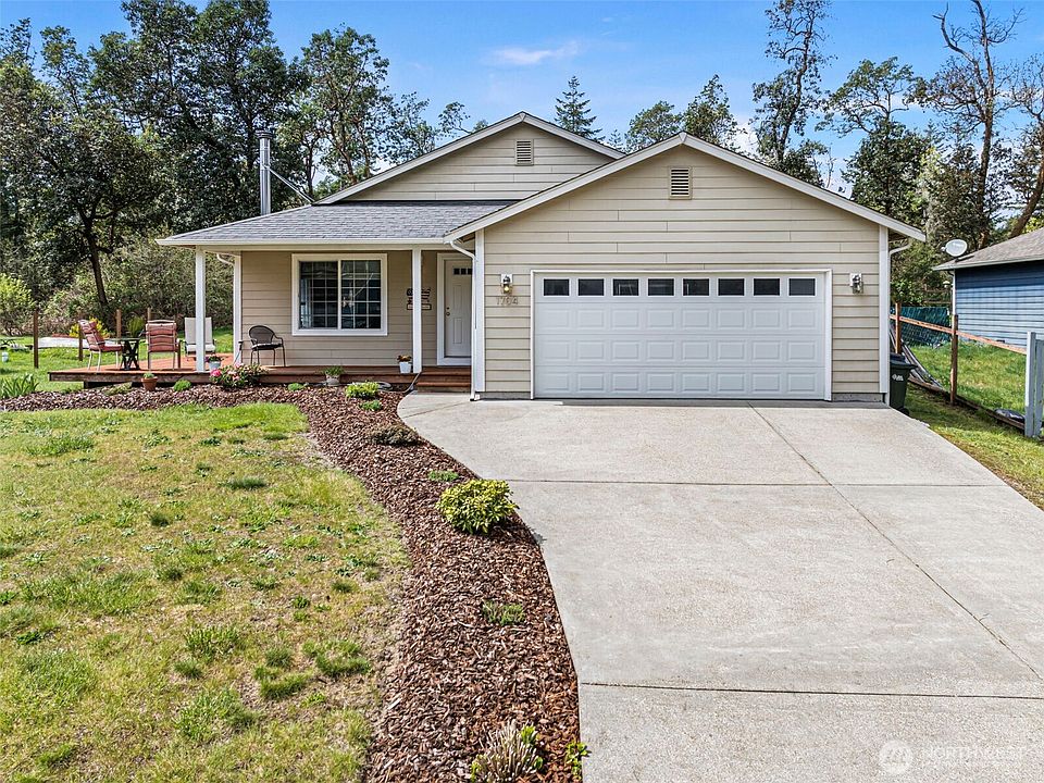 1st image of 1704 197th Avenue SW