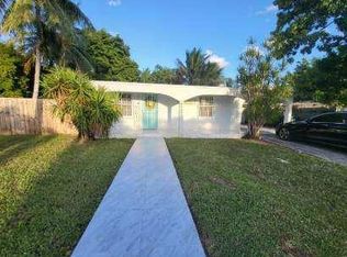 4121 SW 99th Ct, Miami, FL 33165