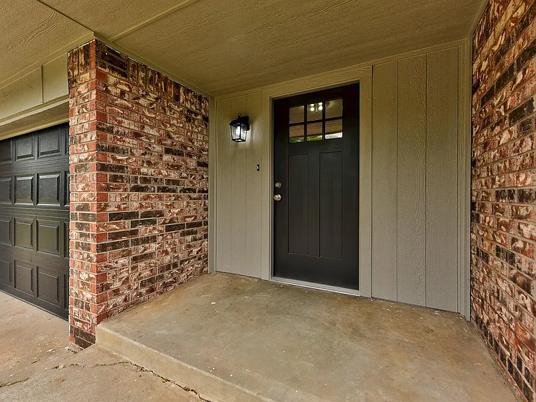 501 N Morgan Dr — Photo 3