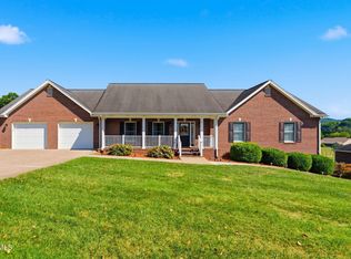 124 Laurel Acres Ct, Jonesborough, TN 37659