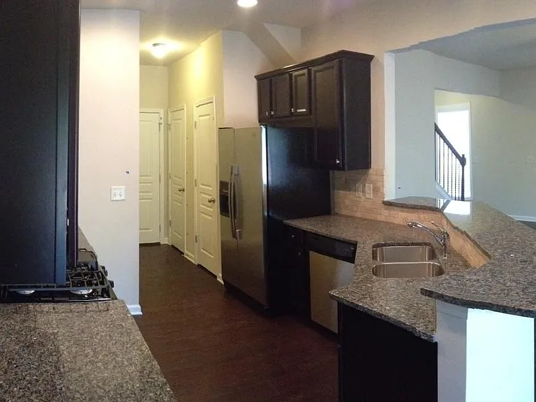 930 Township Cir — Photo 20