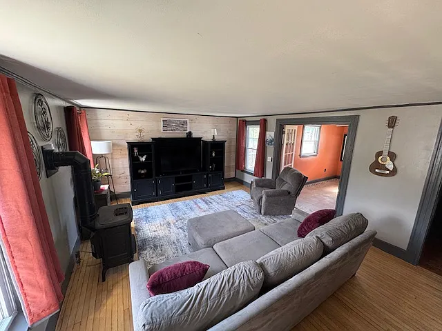 720 N Main St — Photo 5