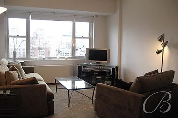 Rented by Bellmarc Realty | media 33