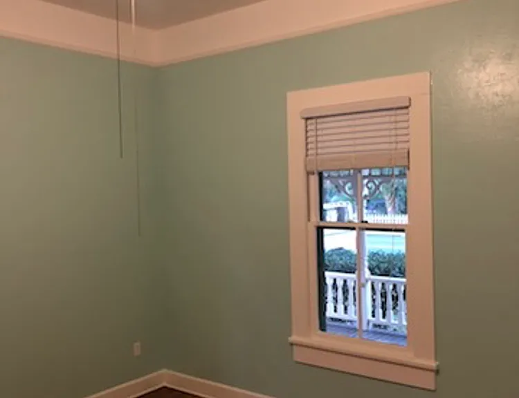 Bedroom, with ceiling fan.
