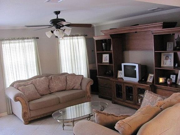 4th image of 446 Vieux Carre APT 1