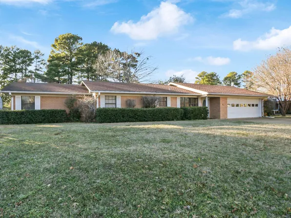 111 Bluejay Ave, Gilmer, TX 75645