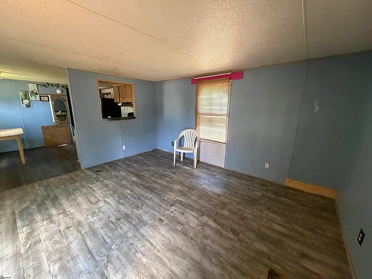 8590 Anchor St — Photo 5