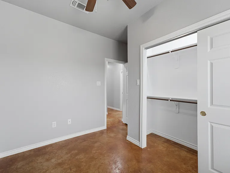 3109 Clinkenbeard Dr #3107B — Photo 14