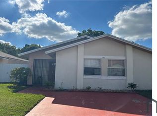 11966 SW 210th St, Miami, FL 33177