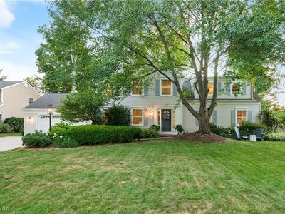 336 Rye Gate St, Bay Village, OH, 44140