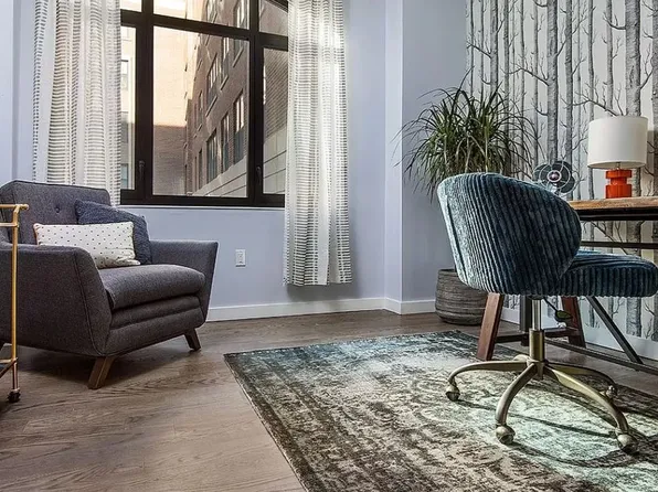 125 Parkside Avenue image 9 of 28