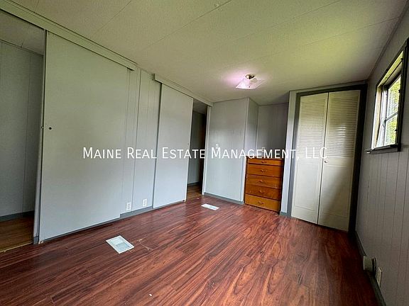 3rd image of 17 Park Dr