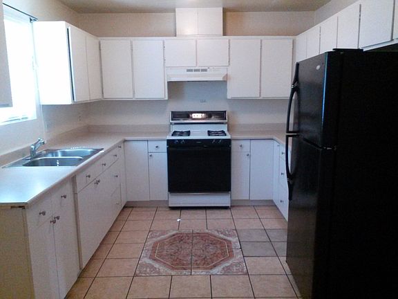 4th image of 1625 Cordoba Ln