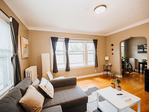 2nd image of 119 W 33rd St APT 202