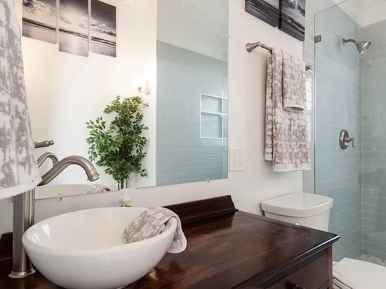 6498 NE 7th Ave #1 — Photo 19