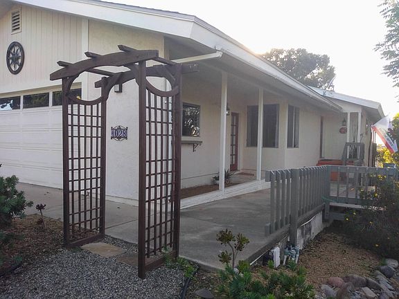 3rd image of 1028 Rosario Ln