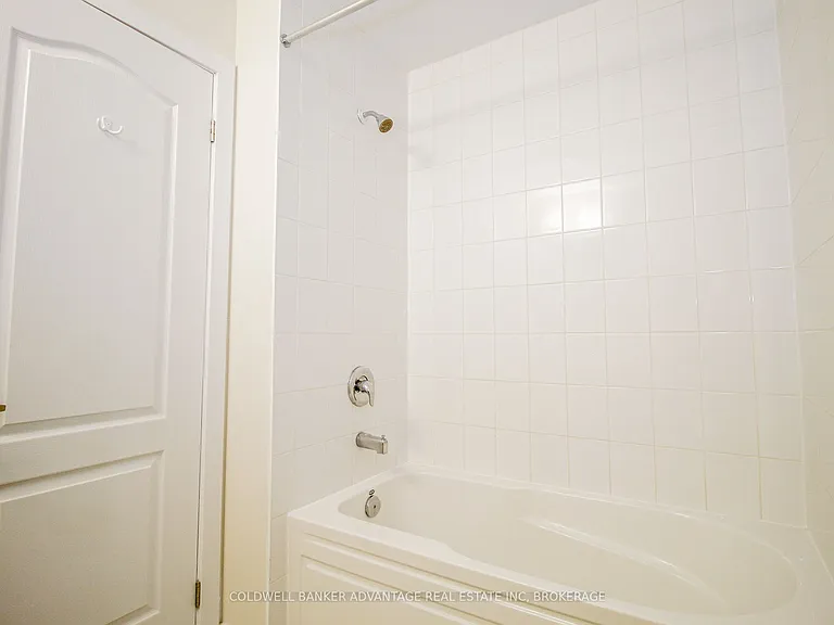 77 Keelson St — Photo 24