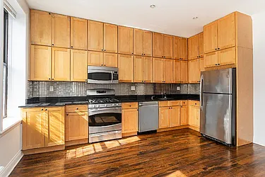 Rented by Living New York