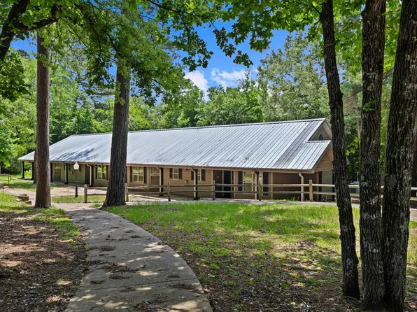 516 Holly Trl E, Hawkins, TX 75765