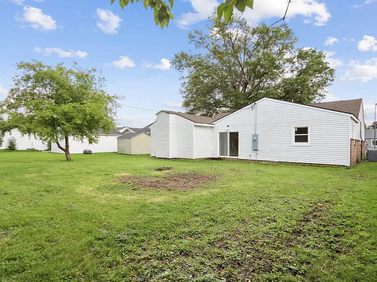 714 Bethume Ct — Photo 26