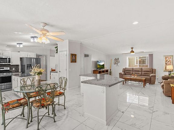 4th image of 35461 Mexico Way