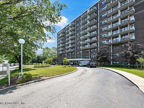 2nd image of 1100 Clove Rd Floor 7